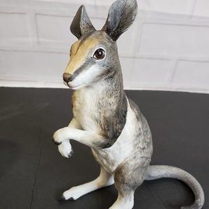 Vintage 90s Lenox Endangered Baby Wallaby Porcelain Figurine Australia Animal